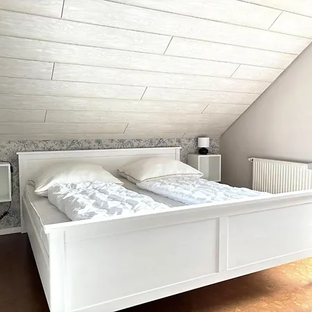 Harmonie By Interhome Kirchheim (Hessen)